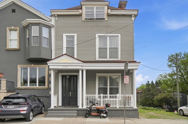 Photo - 1220 Louden St Unidad 1220 Louden #1
