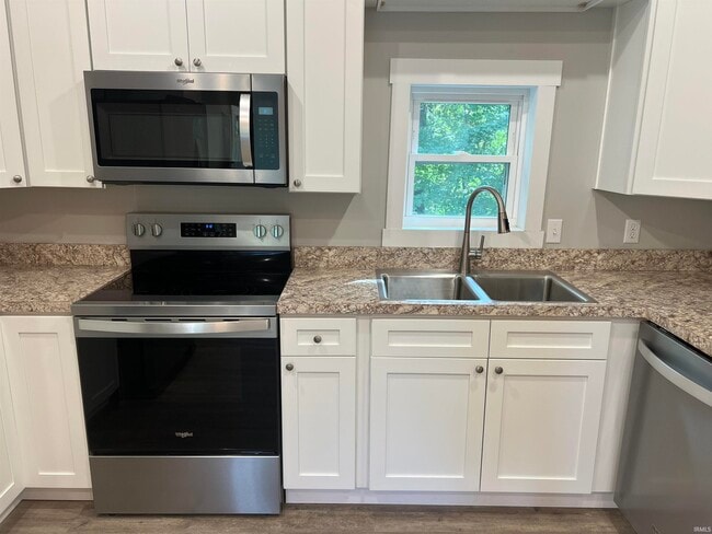 Photo - 328 Freeman Rd