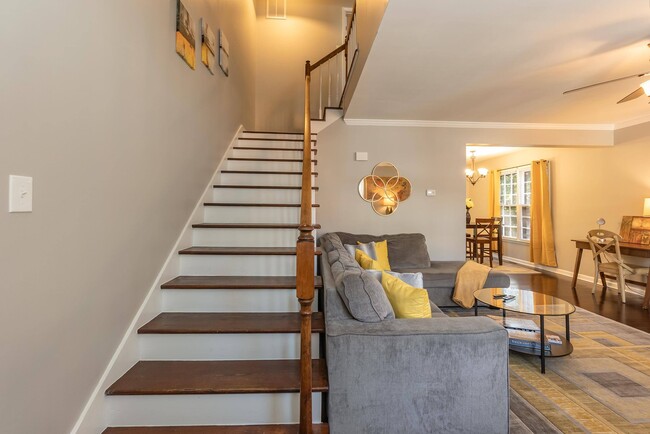 Photo - 6107 Highcastle Ct