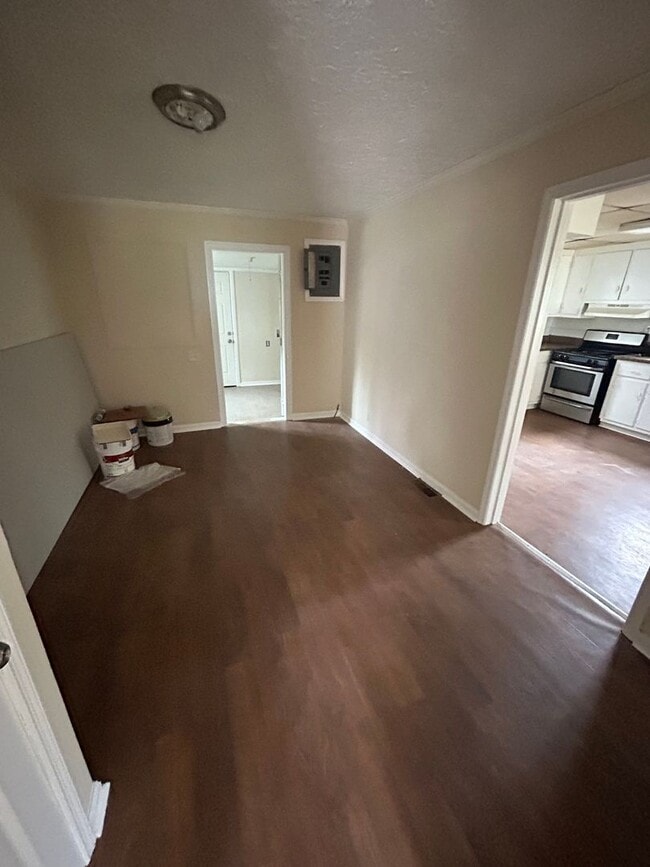 Photo - 102 White Ave