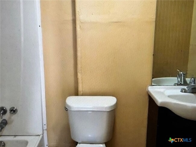 Photo - 702 San Antonio Ave