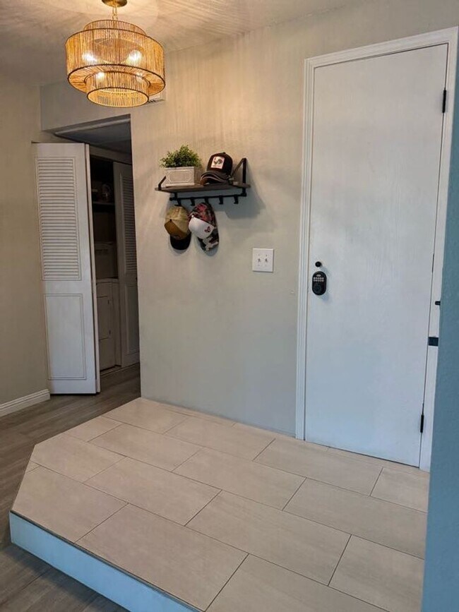 Photo - Beautiful Marina View Condo 2BR 2BA Fully Furnished! Turnkey Unidad A3