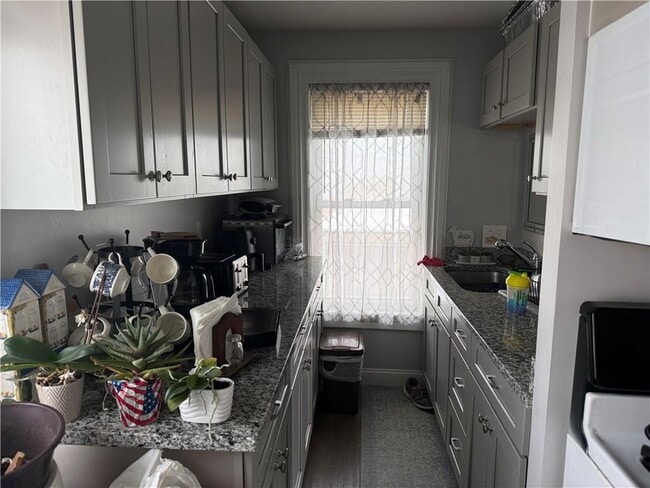 Photo - 251 High St Unit 4