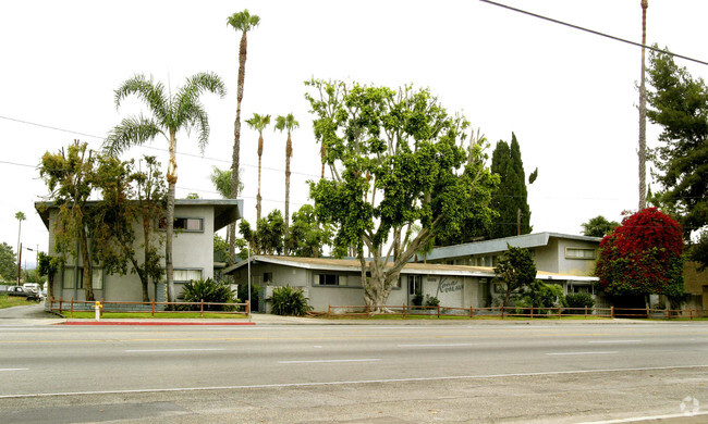 Building Photo - Kona Palms Rental