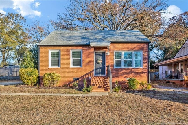 Building Photo - 809 Anarine Rd