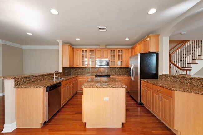 Photo - 804 NE 16th Ave
