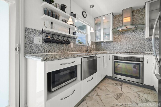 Photo - 1444 SE 15th Ct Unit 103