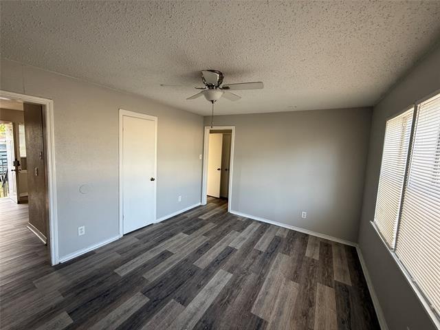 Photo - 4520 Columbia Ave Unidad 2