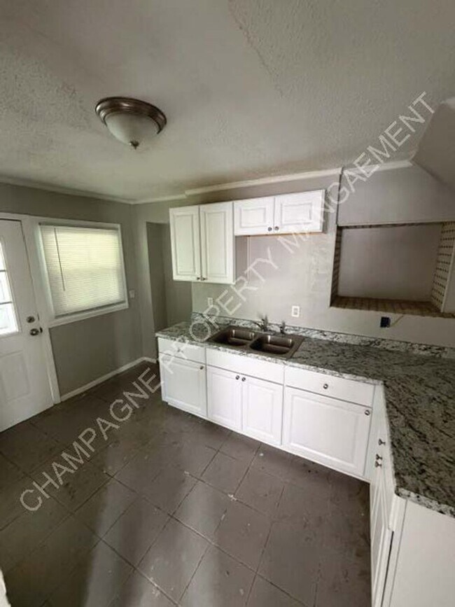 5411-5413 Swope Pkwy.