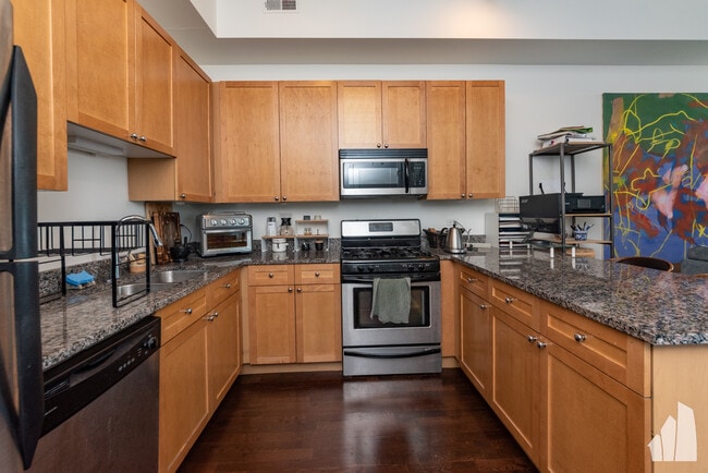 Photo - 1464 S Michigan Ave