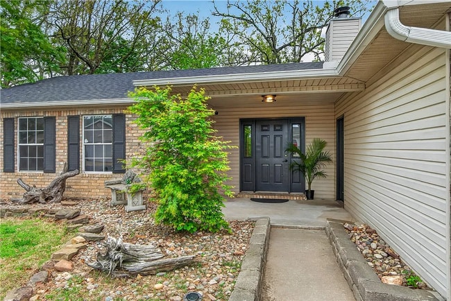 Photo - 8517 Spruce Dr
