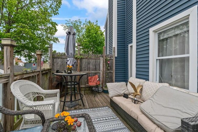 Spacious 2-Bedroom + Bonus Room in the Heart of Westbrook – $2,400/Month