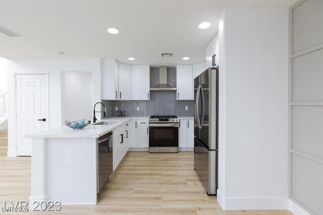 Photo - 971 Grand Cerritos Ave