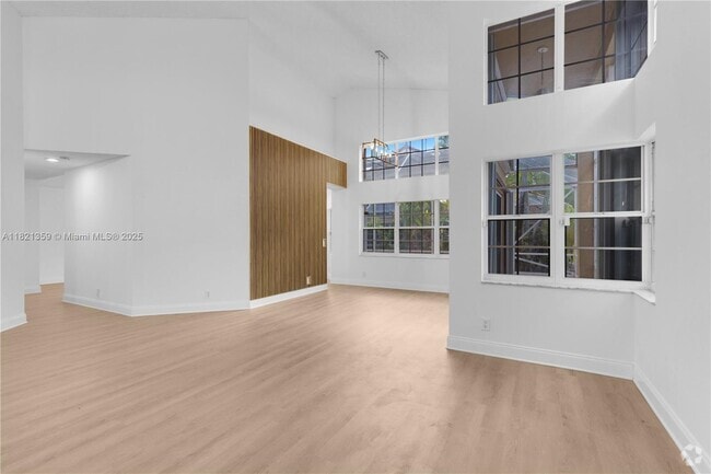 Building Photo - 1525 Seabay Rd Rental
