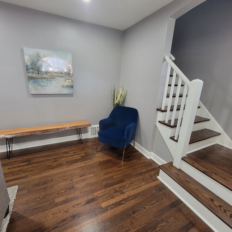 Photo - 2459 Clarke St