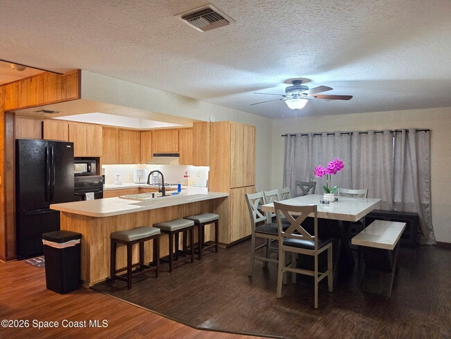 Photo - 2900 S Vassar St