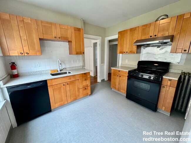 Building Photo - 28 Boulevard Terrace Unit 1 Rental