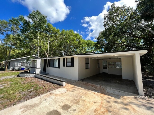 Photo - 817 Rosalia Dr