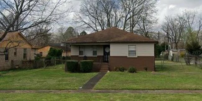 Building Photo - 1208 31st St SW