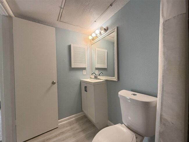 Photo - 8523 Hearth Dr