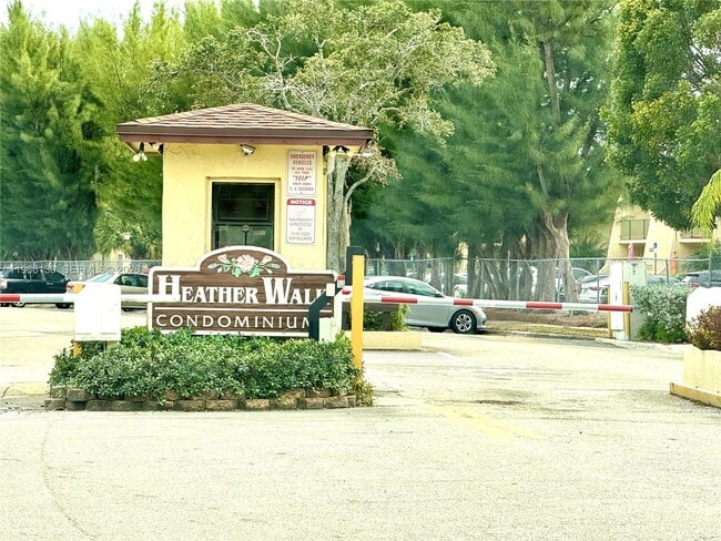 Photo - 13710 SW 90th Ave Unidad C