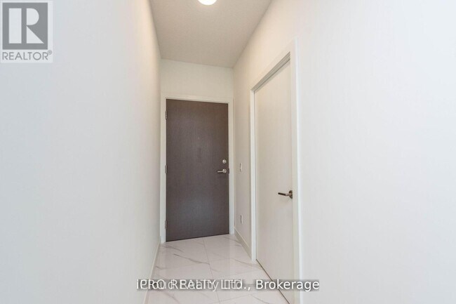 Photo - 10 Wilby Crescent Unit 204