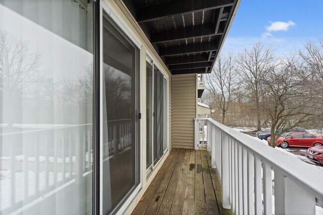 Photo - 97 Kenwood Dr