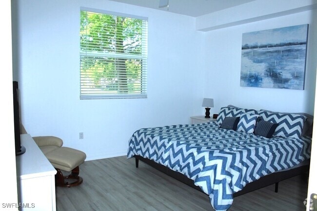 Building Photo - 15430 Bellamar Cir Unit 3013 Rental