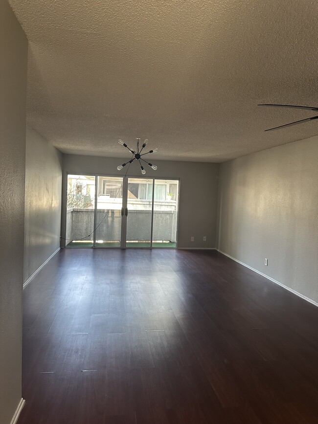 Photo - 20134 Leadwell St Unit 208