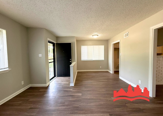 Photo - 2463 Brewster Ave