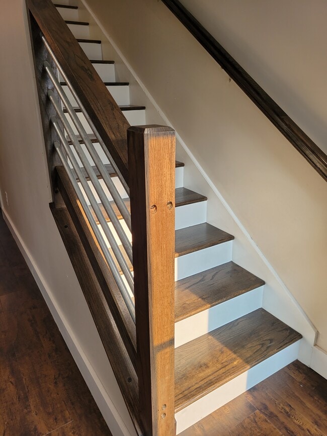 Photo - 4971 W 16th St