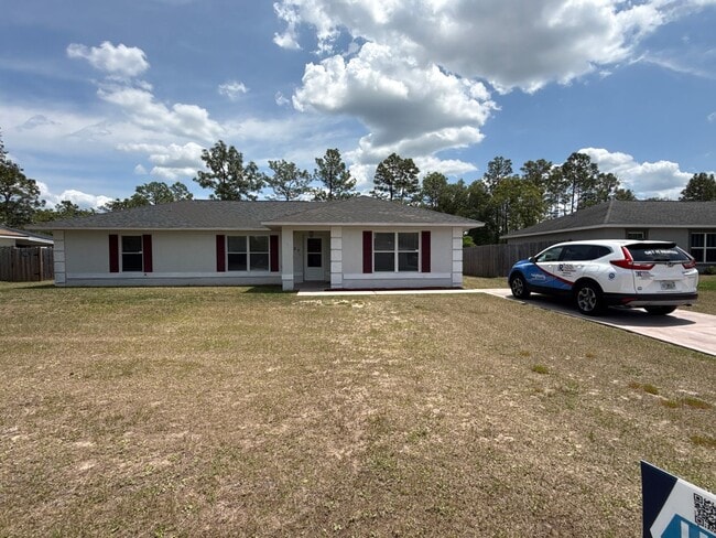Building Photo - 4/2 home in Silver Spring Shores