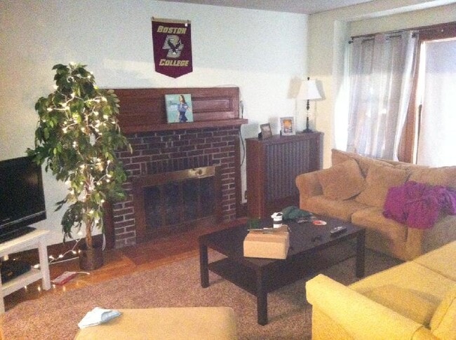 Photo - 32 Gerald Rd Unit ##1-1