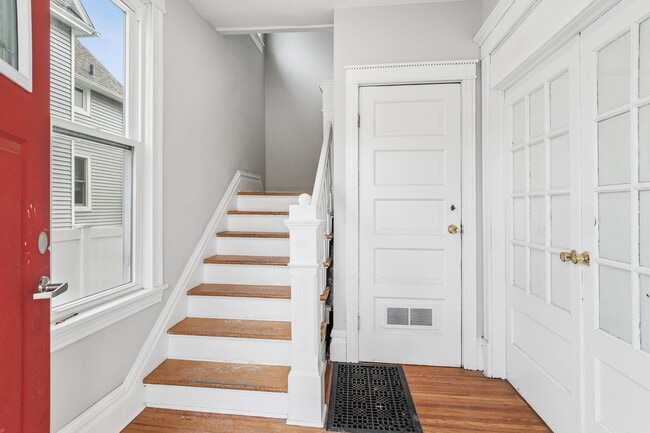 Photo - 2 West St Unit 2R