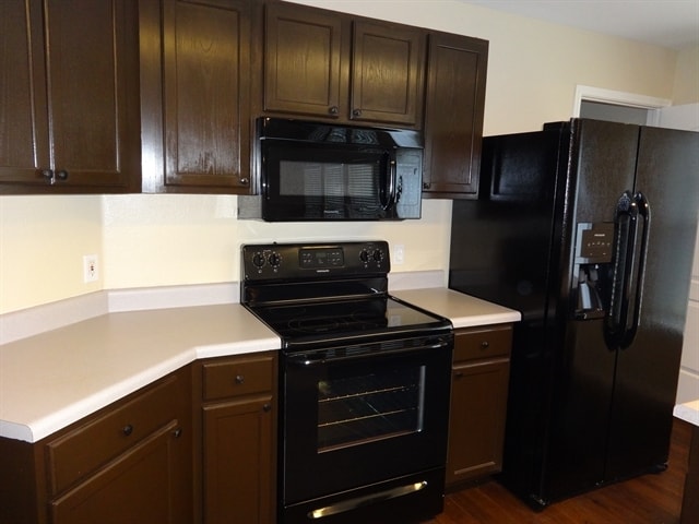 Photo - 1212 Afghan Path