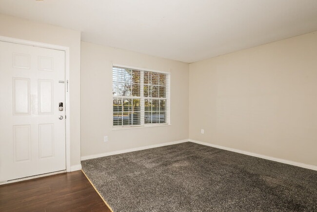Photo - 6379 McKee Dr