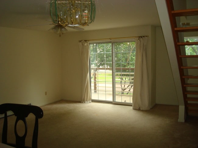 Photo - 231 Hildred Dr