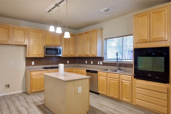 Photo - 3215 Cumberland Ct