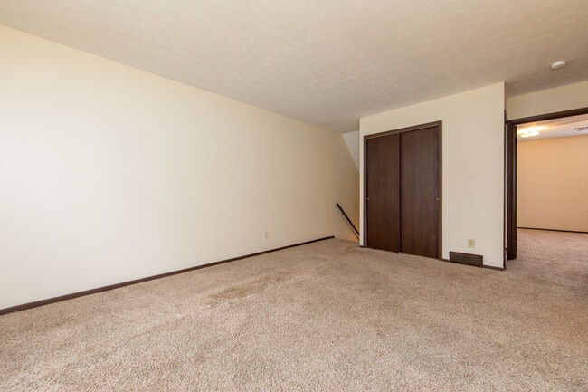 Photo - Wilmich Manor