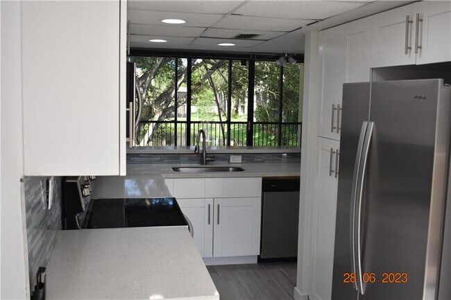 Photo - 2930 SW 87th Terrace