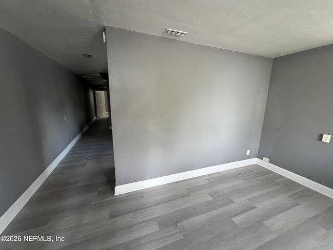 Photo - 4114 Moncrief Rd