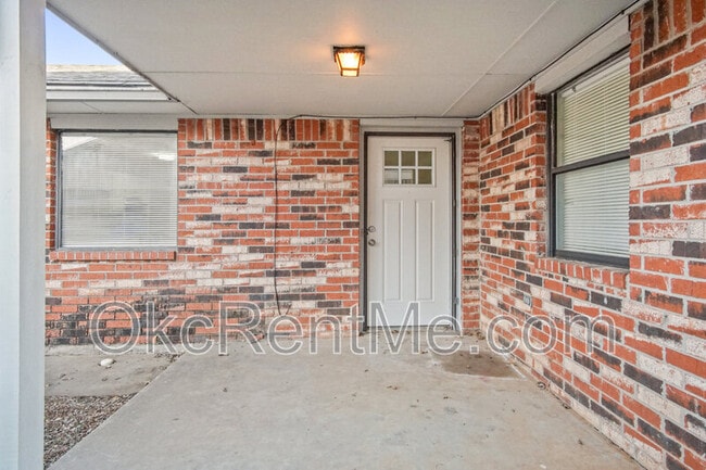 Photo - 502 Peppertree Ln