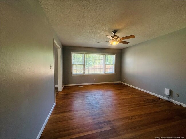 Photo - 491 Warmsprings Dr