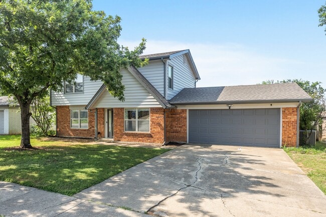 Photo - 901 Rockwall Dr