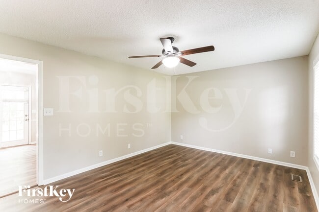 Photo - 2675 Elkmont Dr