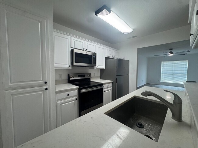 Photo - 305 N Arizona Dr Unit 307