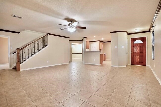 Building Photo - 3503 Barkers Crossing Ave Rental
