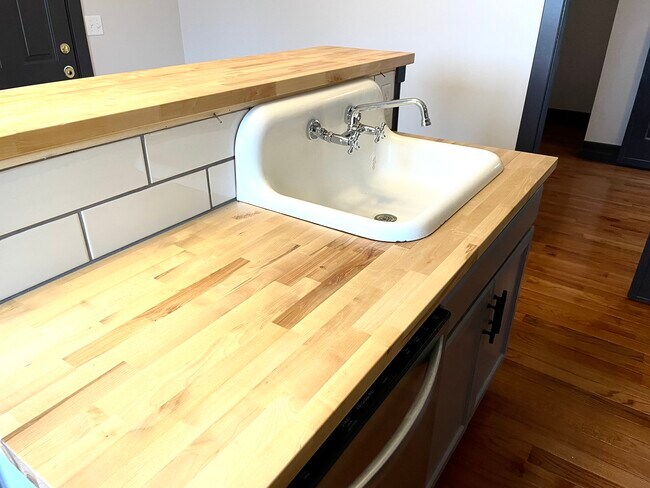 Photo - 509 Cherry St Unit 1