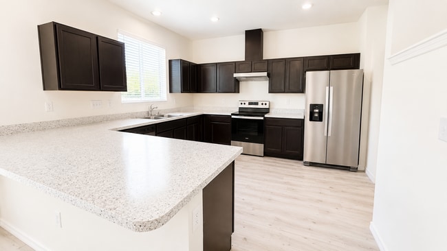 Photo - Spacious 2 Story Home - 4BR/ 2.5BA/ 2 Car Garage in Parrish