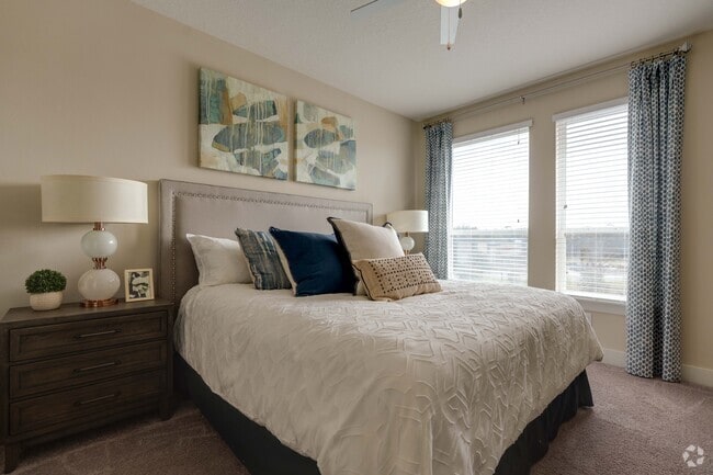 2BR , 2BA - Secondary Bedroom